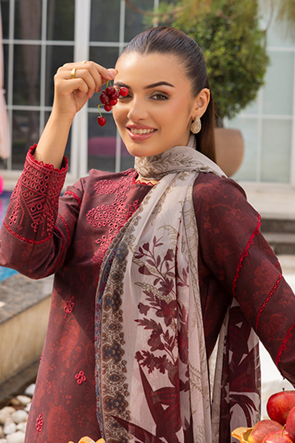 Mehroon - Twilight Flora