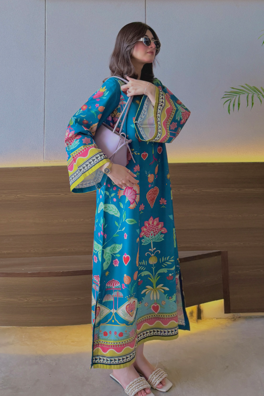 D-04 Kaftan