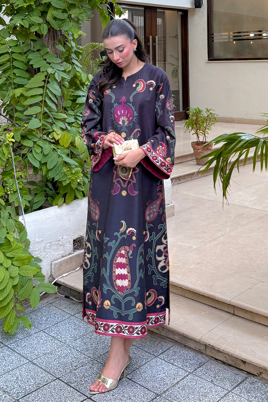 D-05 Kaftan